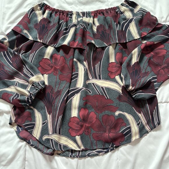 Ann Taylor Women Size XS Floral Off Shoulder Top Blouse Officechic Business City - Picture 9 of 9